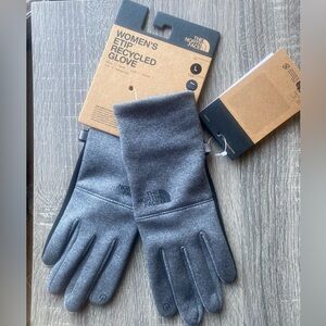 The North Face Women's Gray Etip Gloves
